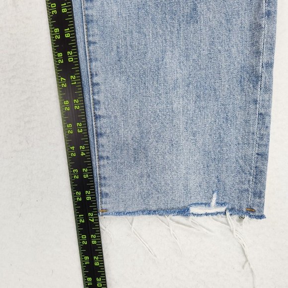 BLANKNYC Jeans Womens 28 Blue Madison Cropped Star Patch Distressed High Rise - Picture 9 of 16